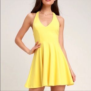 LULU’S YELLOW SKATER DRESS